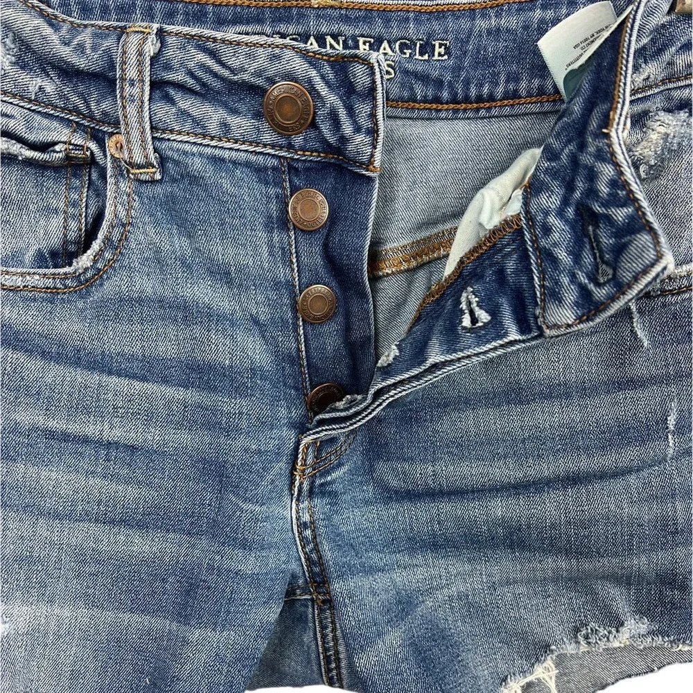 American Eagle Tomgirl Cutoff Denim Shorts Size 4
